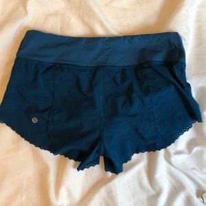 Lululemon laser cut scalloped hem racer shorts